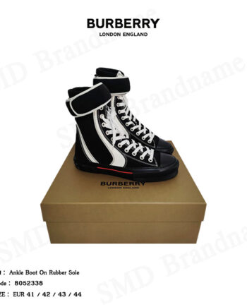 Burberry รองเท้าบูท รุ่น Ankle Boot On Rubber Sole Code: 8052338
