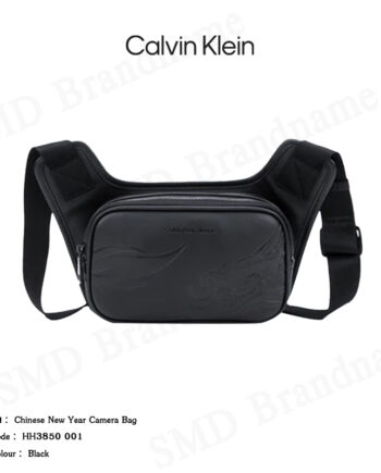 Calvin Klein Jeans กระเป๋าสะพายข้าง รุ่น Chinese New Year Camera Bag Code: HH3850 001