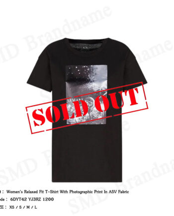 Armani Exchange เสื้อยืดคอกลมผู้หญิง รุ่น Women's Relaxed Fit T-Shirt With Photographic Print Code: 6DYT42 YJ3RZ 1200