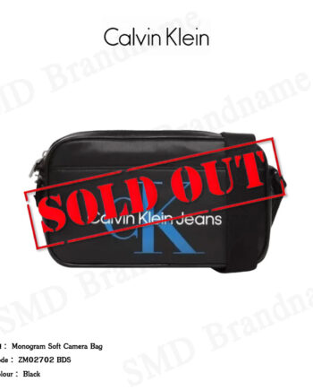 Calvin Klein Jeans กระเป๋าสะพายข้าง รุ่น Monogram Soft Camera Bag Code: ZM02702 BDS