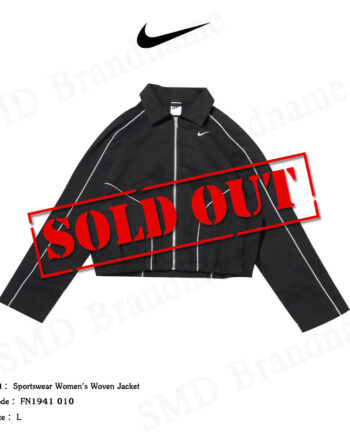 Nike เสื้อแจ็คเก็ตแขนยาว รุ่น Sportswear Women's Woven Jacket Code: FN1941 010