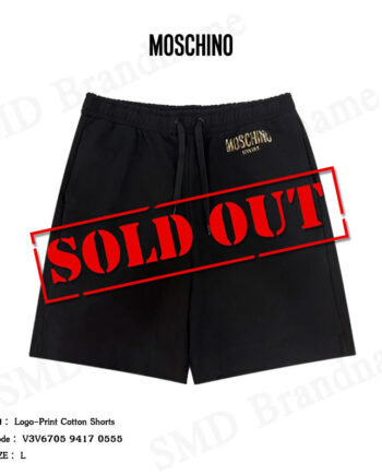 Moschino กางเกงขาสั้น รุ่น logo-print cotton shorts Code : V3V6705 9417 0555