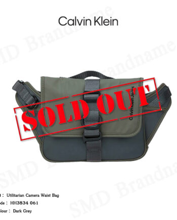 Calvin Klein Jeans กระเป๋าคาดอก รุ่น Utilitarian Camera Waist Bag Code: HH3834 061
