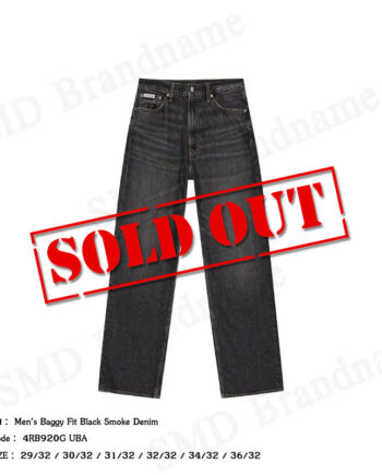 Calvin Klein Jeans กางเกงยีนส์ผู้ชาย รุ่น Men's Baggy Fit Black Smoke Denim Code: 4RB920G UBA