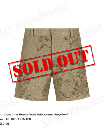 Emporio Armani กางเกงขาสั้นผู้ชาย รุ่น Cotton Crêpe Bermuda Shorts With Crocheted Ginkgo Motif Code: E31PB7 F1216 120