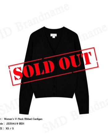 Calvin Klein Jeans เสื้อคาร์ดิแกนผู้หญิง รุ่น Women's V-Neck Ribbed Cardigan Code: J225419 BEH