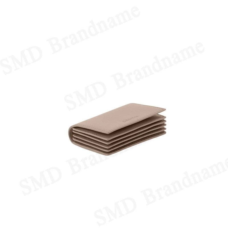 Calvin Klein กระเป๋าสตางค์ผู้หญิง รุ่น Women's CK Wallet Flap Accordion Card Case Code: 4F1004G QYL