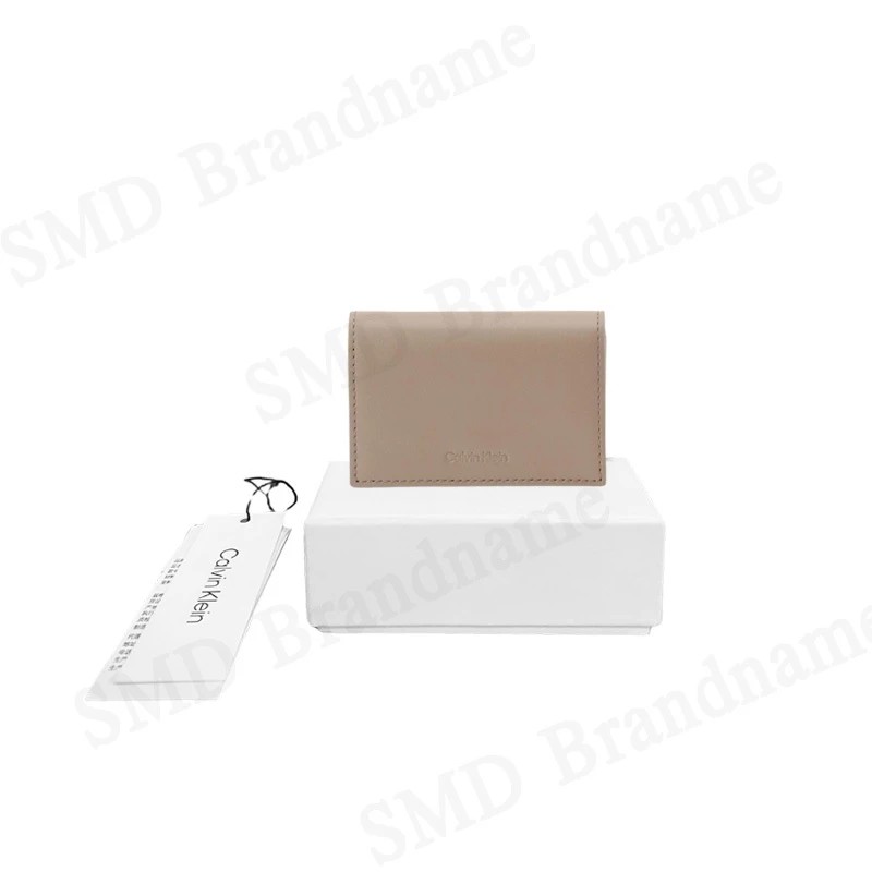 Calvin Klein กระเป๋าสตางค์ผู้หญิง รุ่น Women's CK Wallet Flap Accordion Card Case Code: 4F1004G QYL