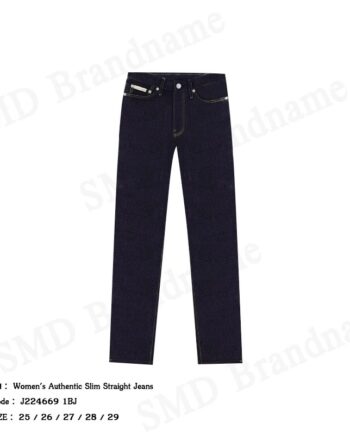 Calvin Klein Jeans กางเกงยีนส์ผู้หญิง รุ่น Women's Authentic Slim Straight Jeans Code: J224669 1BJ