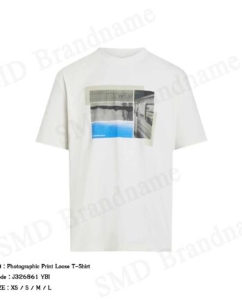 Calvin Klein Jeans เสื้อยืดคอกลมผู้ชาย รุ่น Photographic Print Loose T-Shirt Code: J326861 YBI