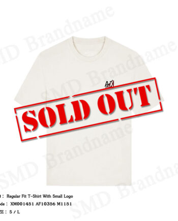 Armani Exchange เสื้อยืดคอกลมผู้ชาย รุ่น Regular Fit T-Shirt With Small Logo Code: XM001451 AF10356 M1151