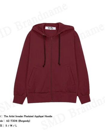 Play Comme des Garçons เสื้อสเวตเตอร์ผู้ชาย รุ่น The Artist Invader Pixelated Appliqué Hoodie Code: AZ-T334 (Burgundy)
