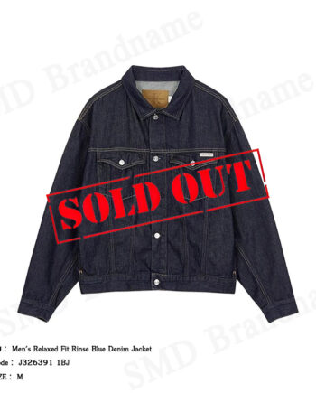 Calvin Klein เสื้อแจ็คเก็ตยีนส์ผู้ชาย รุ่น Men's Relaxed Fit Rinse Blue Denim Jacket Code: J326391 1BJ