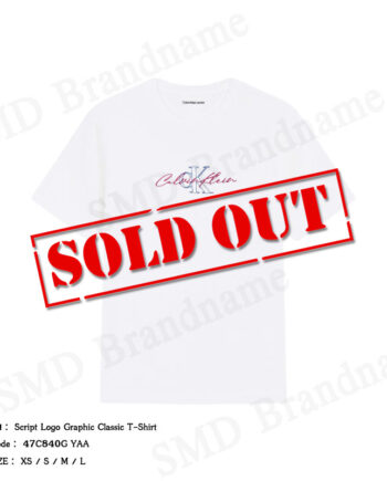 Calvin Klein Jeans เสื้อยืดคอกลมผู้หญิง รุ่น Script Logo Graphic Classic T-Shirt Code: 47C840G YAA