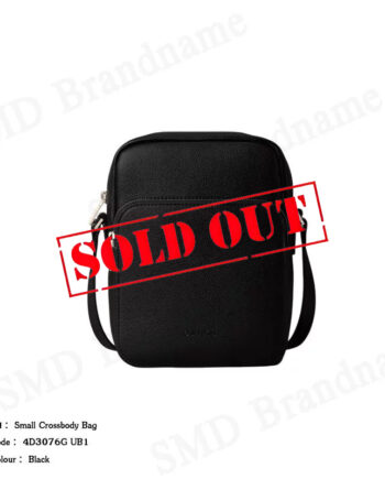 Calvin Klein กระเป๋าสะพาย รุ่น Small Crossbody Bag Code: 4D3076G UB1