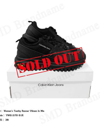 Calvin Klein Jeans รองเท้าผ้าใบผู้หญิง รุ่น Women's Toothy Runner Vibram In Mix Code: YW01570 01R