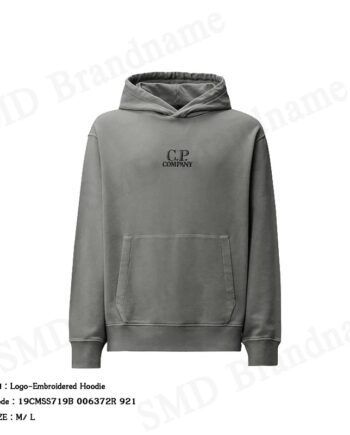 C.P. Company เสื้อสเวตเตอร์ผู้ชาย รุ่น Logo-Embroidered Hoodie Code: 19CMSS719B 006372R 921