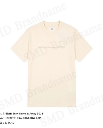 C.P. Company เสื้อยืดคอกลม รุ่น T-Shirts Short Sleeve In Jersey 30/1 Code 19CMTS109A 005100W 402
