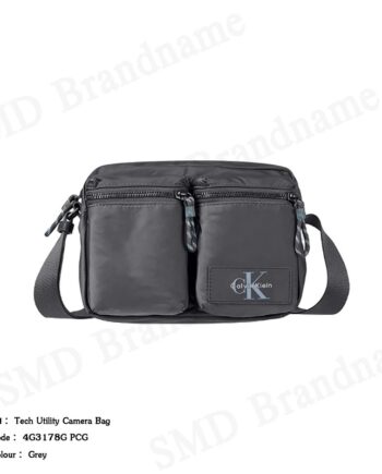 Calvin Klein กระเป๋าสะพาย รุ่น Tech Utility Camera Bag Code: 4G3178G PCG