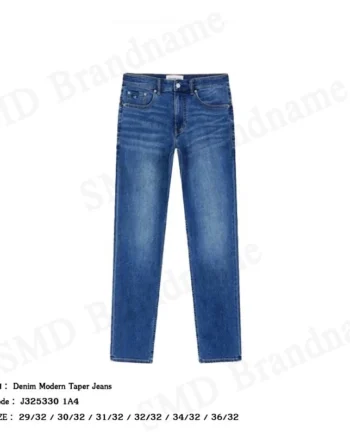 Calvin Klein Jeans กางเกงยีนส์ รุ่น Denim Modern Taper Jeans Code: J325330 1A4