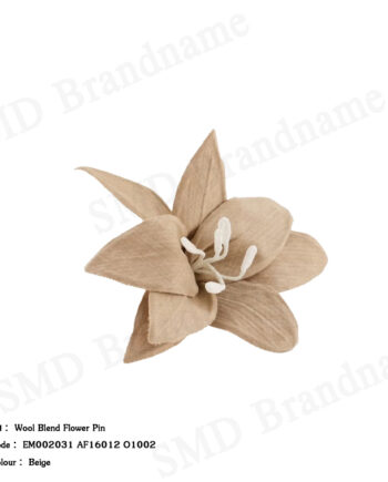 Emporio Armani เข็มกลัด รุ่น Wool Blend Flower Pin Code: EM002031 AF16012 O1002