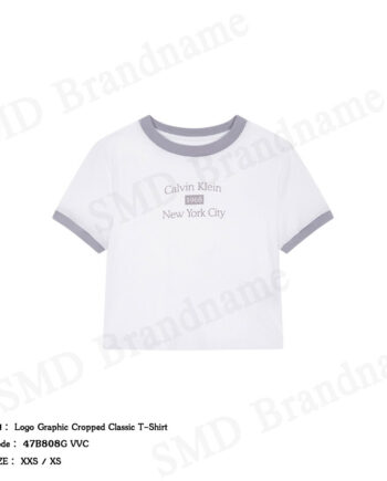 Calvin Klein เสื้อครอปผู้หญิง รุ่น Logo Graphic Cropped Classic T-Shirt Code: 47B808G VVC