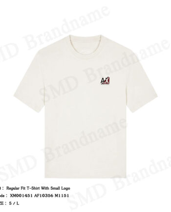 Armani Exchange เสื้อยืดคอกลมผู้ชาย รุ่น Regular Fit T-Shirt With Small Logo Code: XM001451 AF10356 M1151