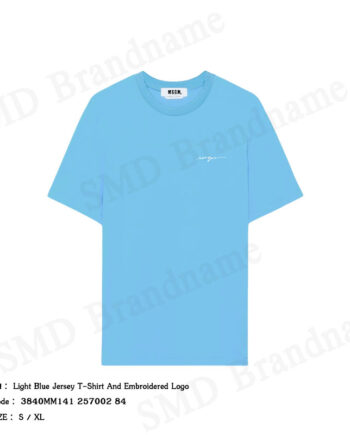 MSGM เสื้อยืดคอกลมผู้ชาย รุ่น Light Blue Jersey T-Shirt And Embroidered Logo Code: 3840MM141 257002 84