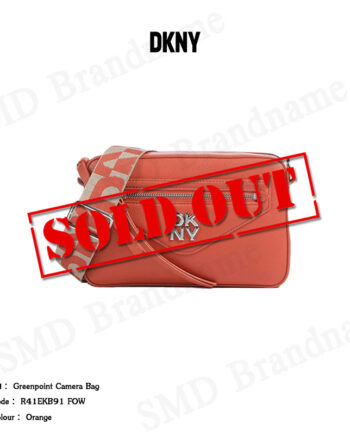 DKNY กระเป๋าสะพายข้าง รุ่น Greenpoint Camera Bag Code: R41EKB91 FOW