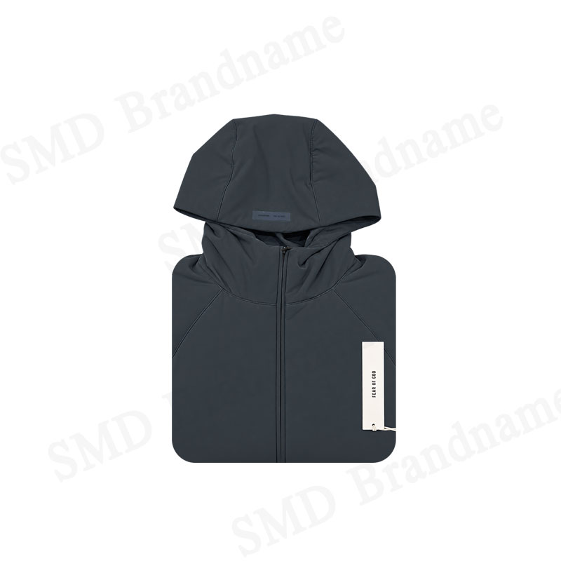 Essentials Fear of God เสื้อสเวตเตอร์ผู้ชาย รุ่น Men's Tech Nylon Half Zip Anorak Code: 202HO258241F