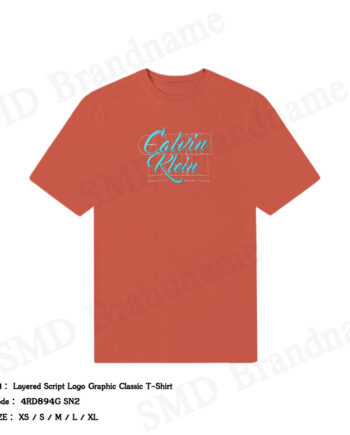Calvin Klein Jeans เสื้อยืดคอกลมผู้ชาย รุ่น Layered Script Logo Graphic Classic T-Shirt Code: 4RD894G SN2