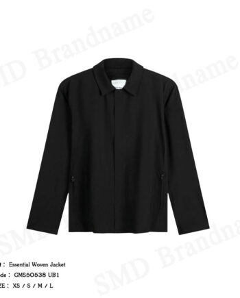 Calvin Klein เสื้อแจ็คเก็ตผู้ชาย รุ่น Essential Woven Jacket Code: GMS5O538 UB1